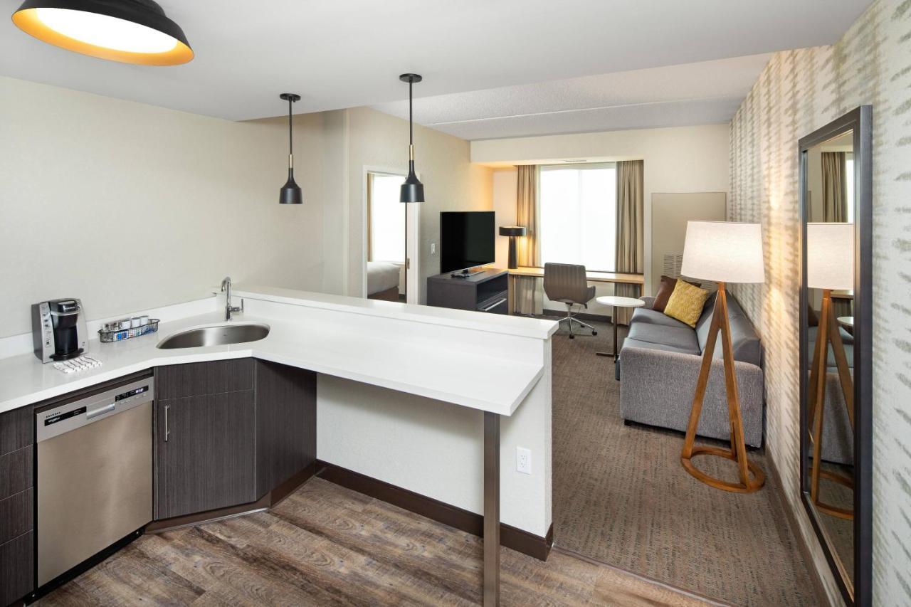 Residence Inn By Marriott Toronto Mississauga West Exterior foto
